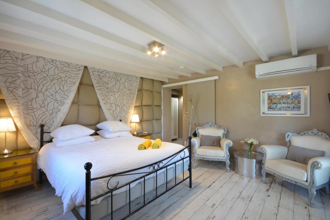 Chambres D Hotes Le Mas Julien Piscine Chauffee Adult Only Оранж Экстерьер фото